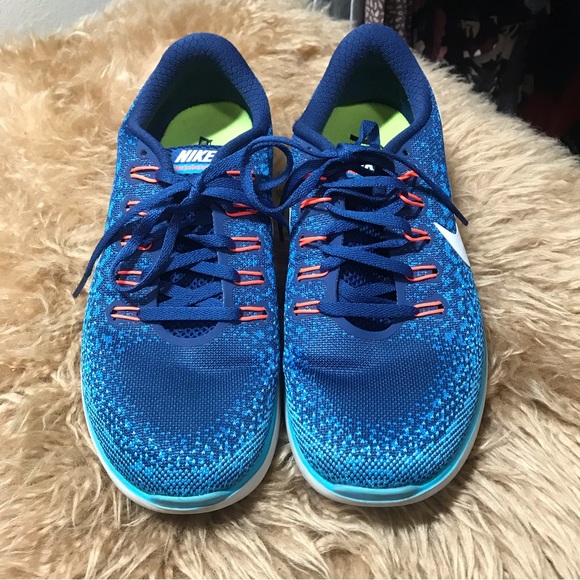 *SOLD* Blue Nike Free runners - Picture 2 of 3